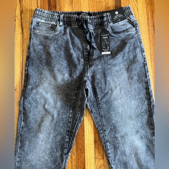 Men’s NWT Grey Denim Joggers - Picture 7 of 17